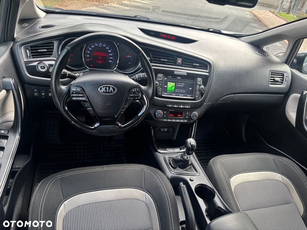 Kia Ceed 1.6 CRDi L Business Line - 14
