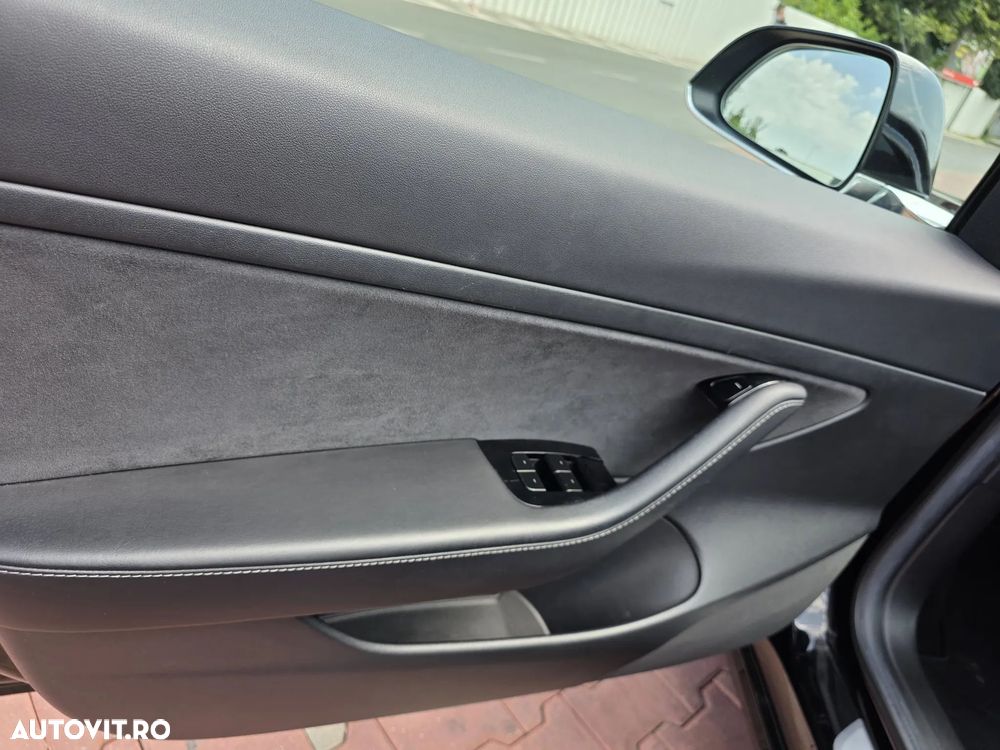 Tesla Model 3 Standard - 18