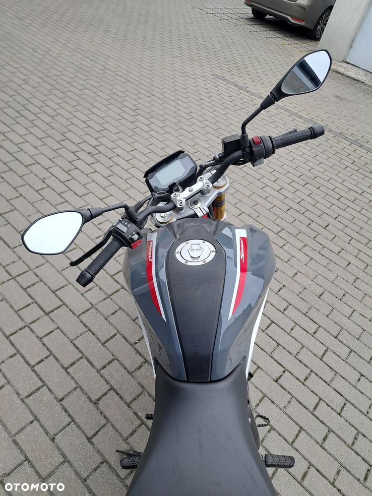 BMW G - 4