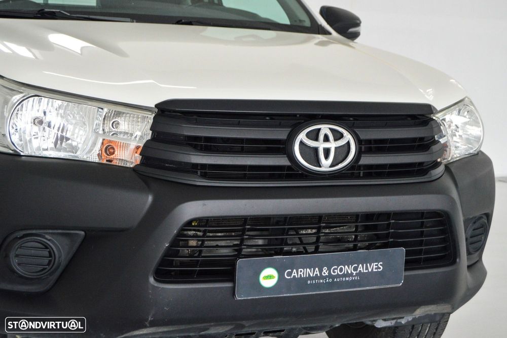 Toyota Hilux 2.4 D-4D 4X2 Cabine Extra 3L - 18