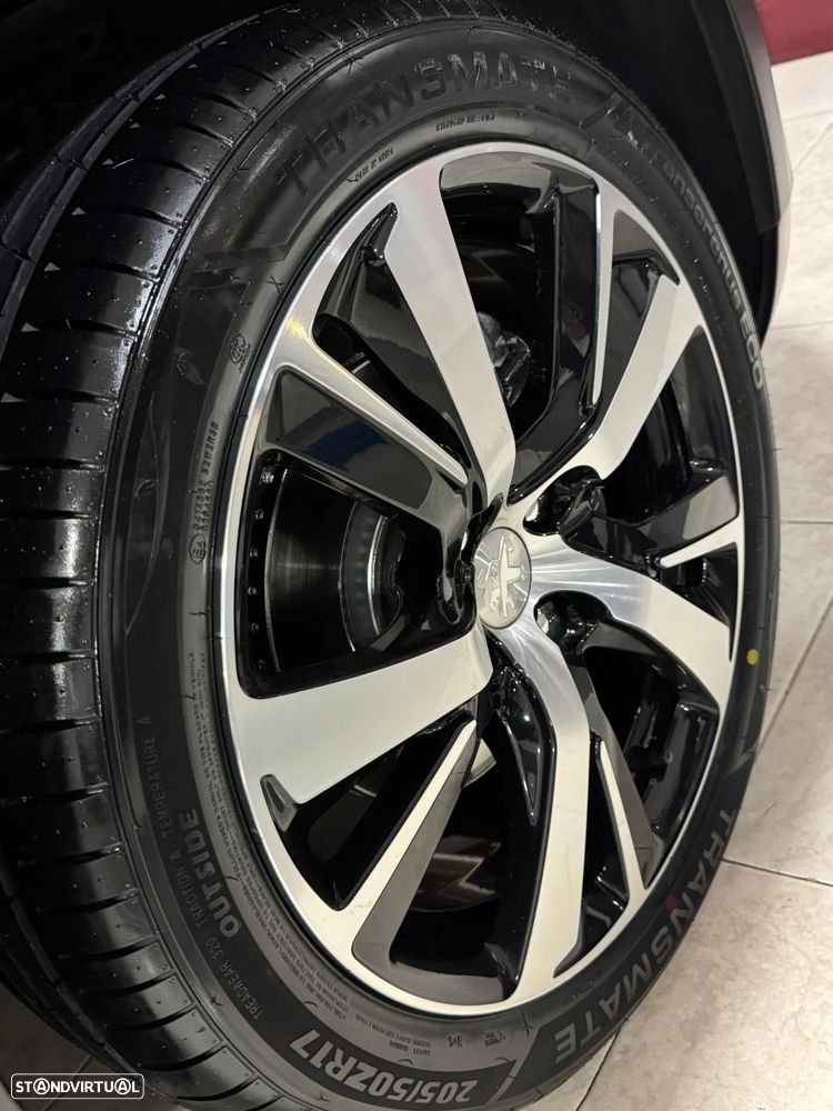 Peugeot 2008 1.2 PureTech GT Line - 9