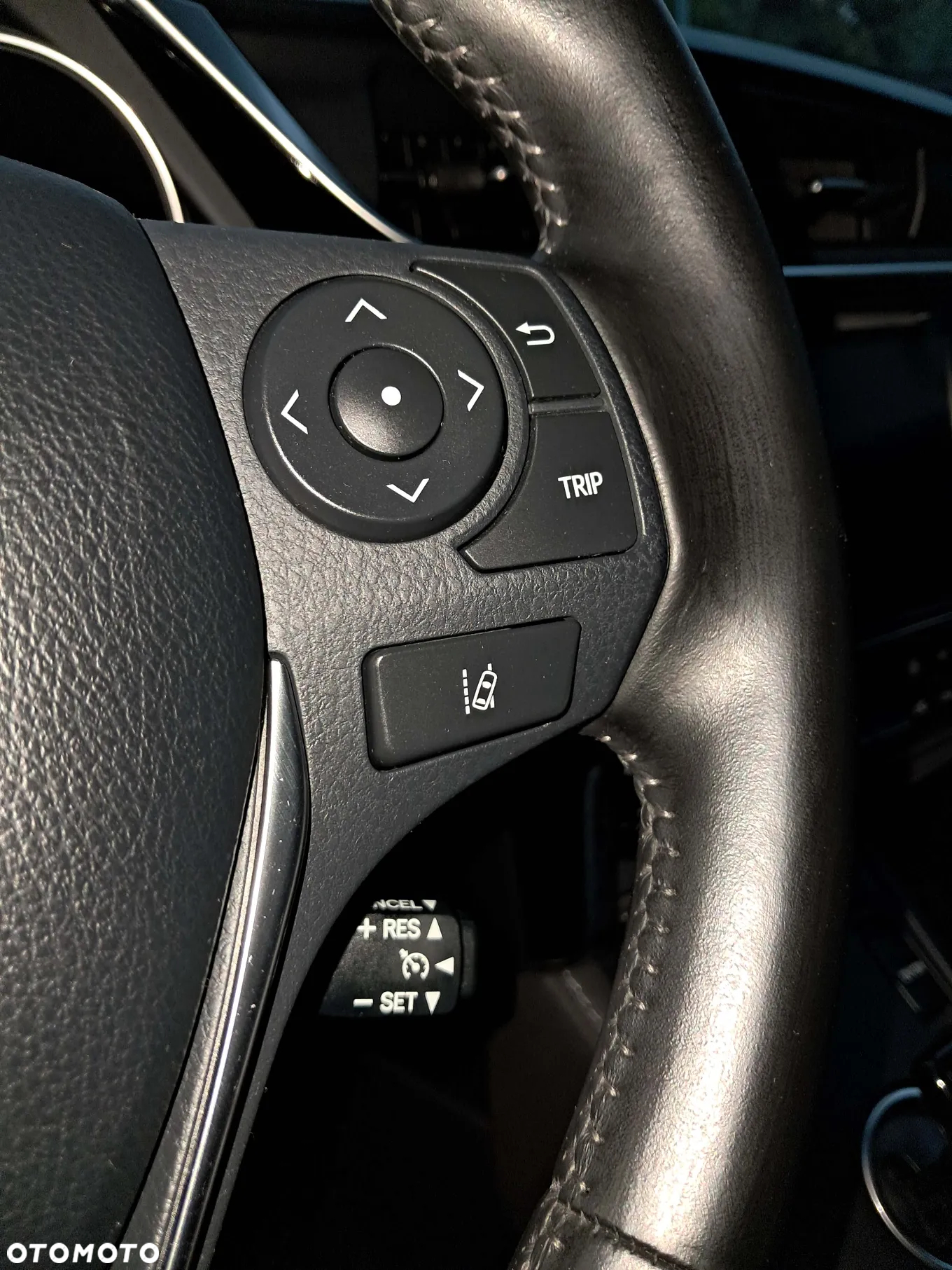 Toyota Auris Hybrid 135 Prestige - 16