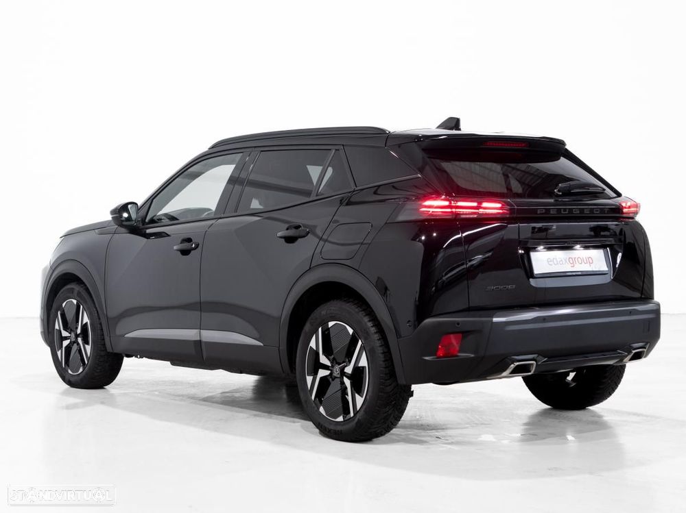 Peugeot 2008 1.2 PureTech Allure EAT8 - 4