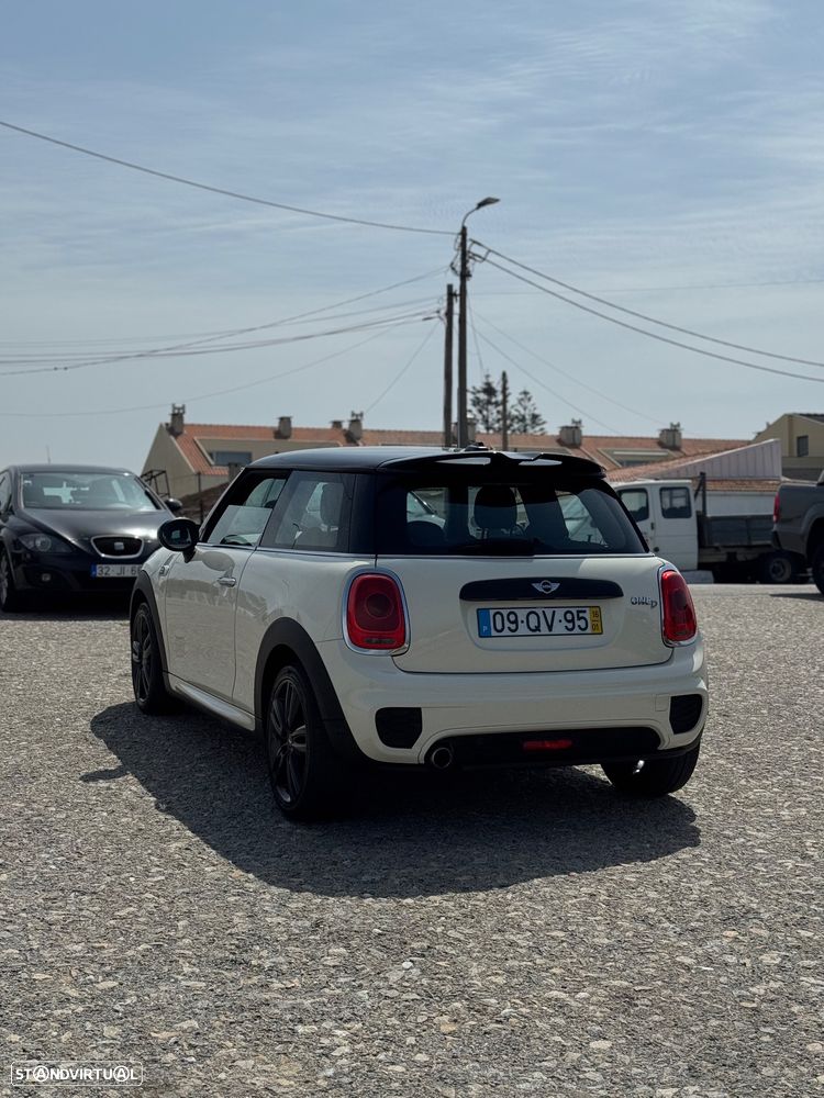 MINI 3 Portas One D - 9