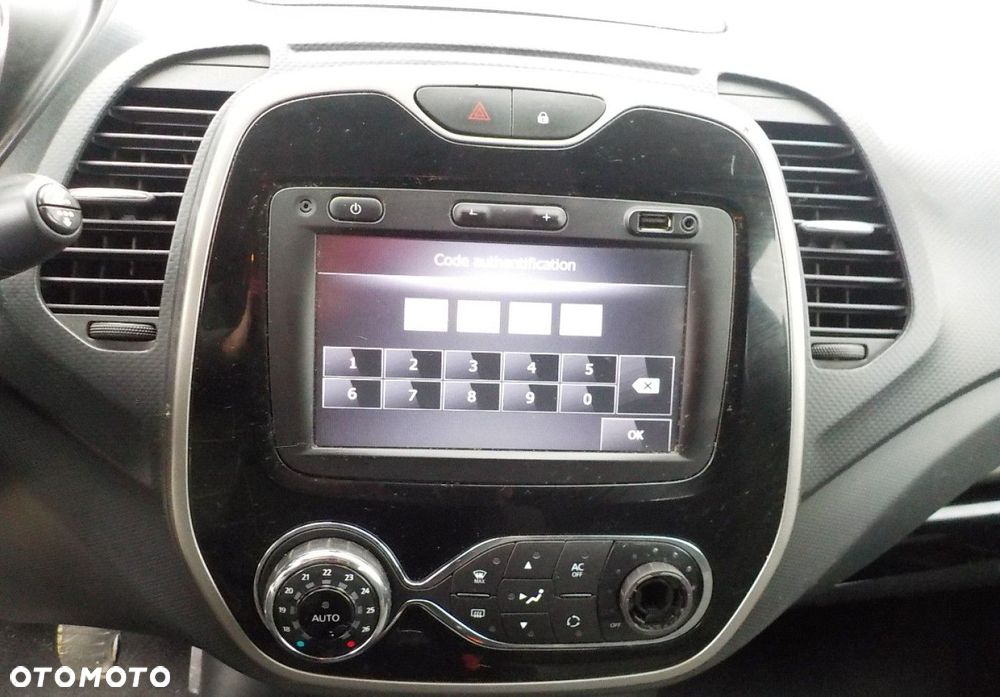 Renault Captur - 24