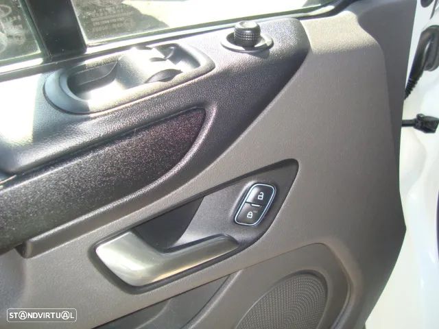 Ford TRANSIT  CUSTOM 280 L1 - 19