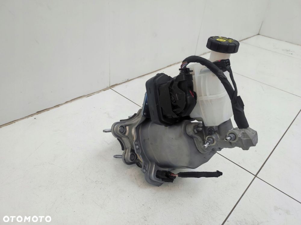 pompa hamulcowa serwo eu renault clio v 5 lift 1.6 e-tech - 2