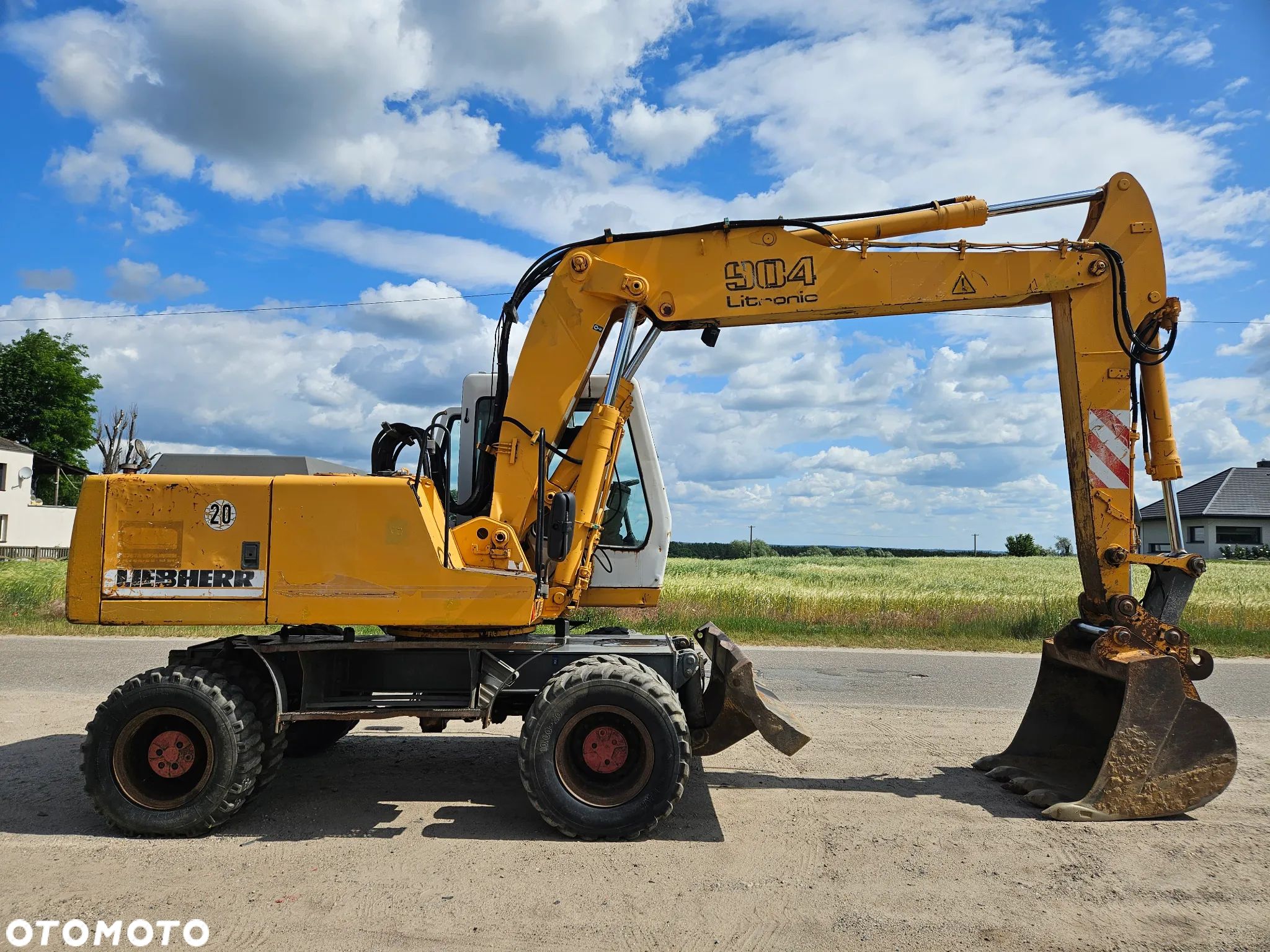 Liebherr 904 - 1