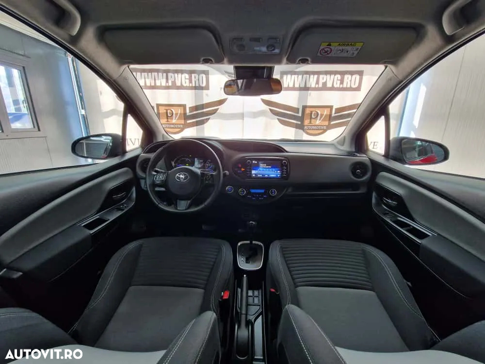 Toyota Yaris Hybrid 1.5 VVT-i Selection - 8