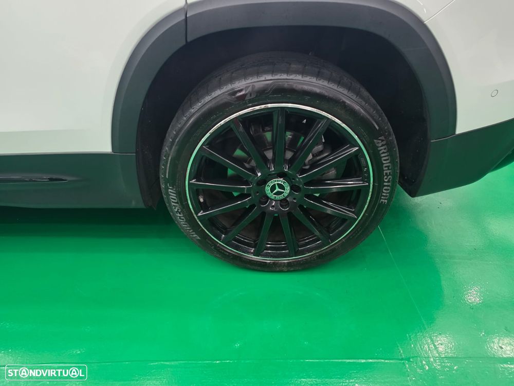 Mercedes-Benz GLB 180 - 9
