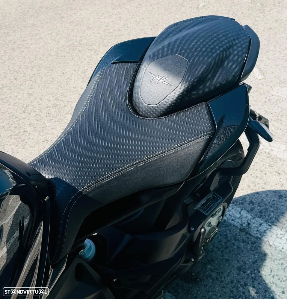 MV Agusta Brutale 800 R - 7