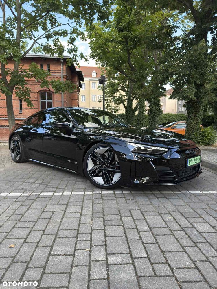 Audi e-tron GT - 13