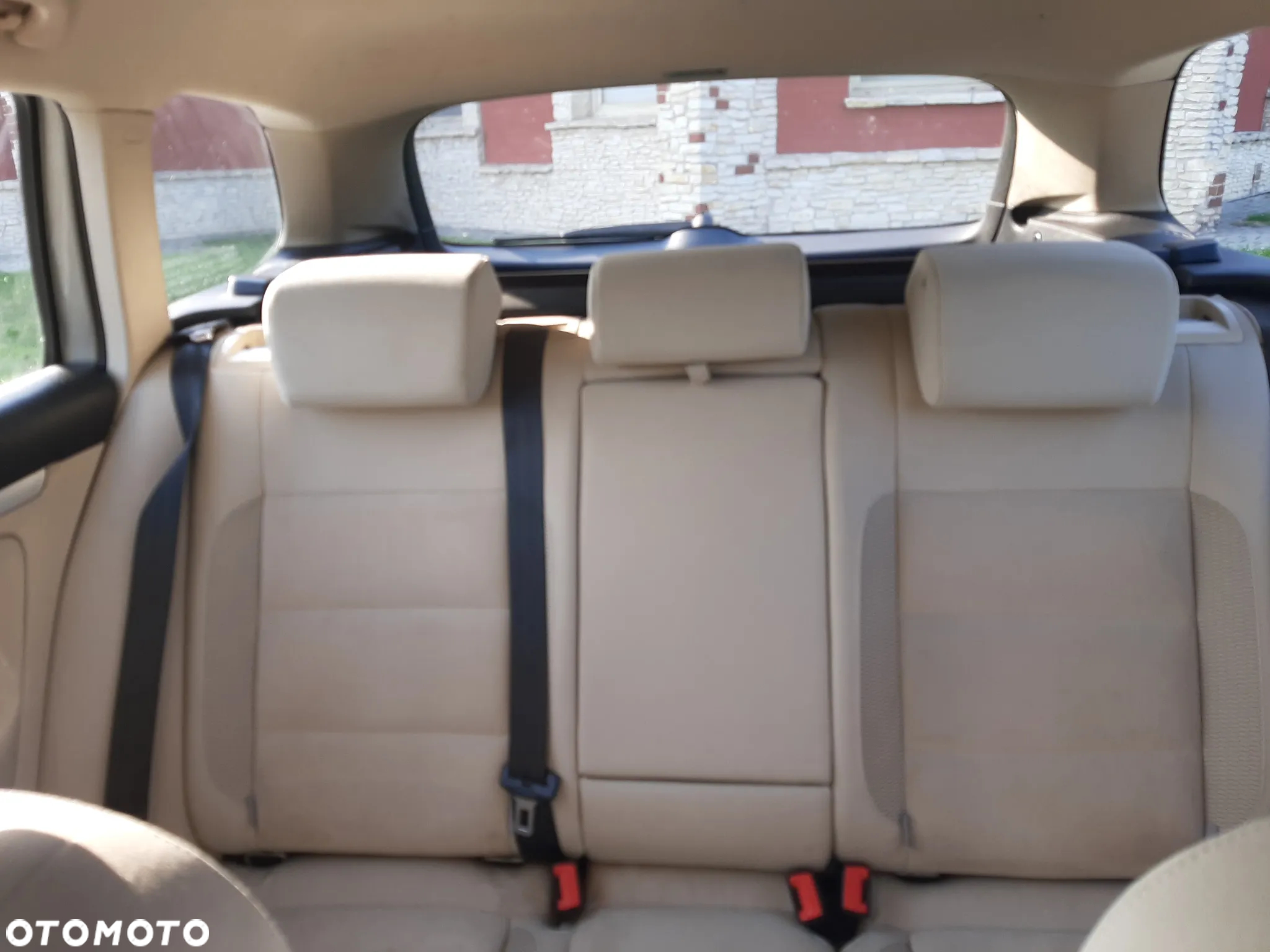 Volkswagen Passat Variant 1.8 TSI Highline - 11