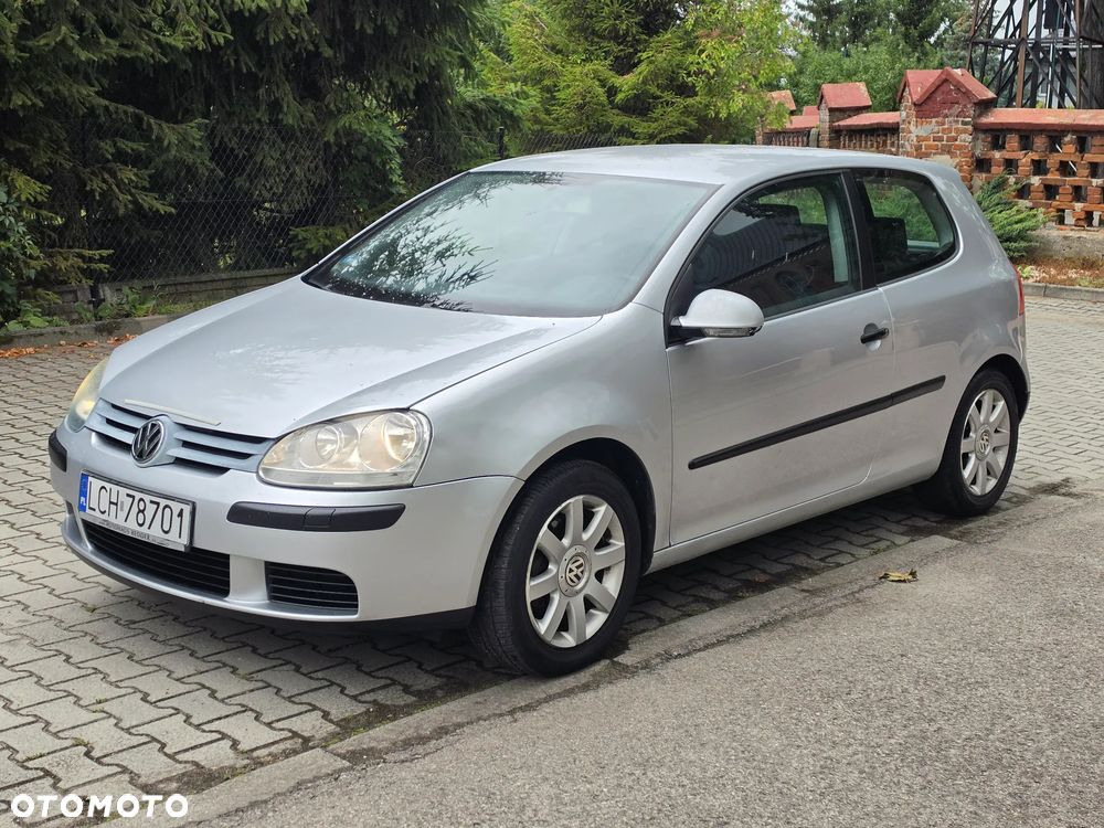 Volkswagen Golf - 1