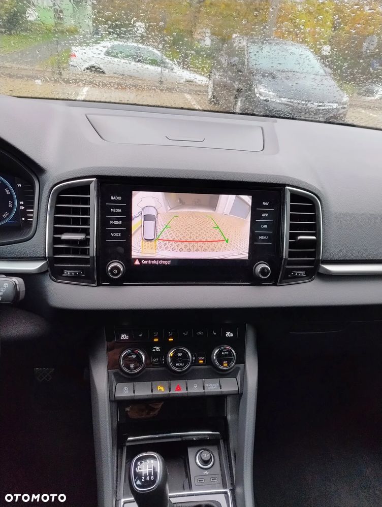 Skoda Karoq 2.0 TDI SCR Tour - 17