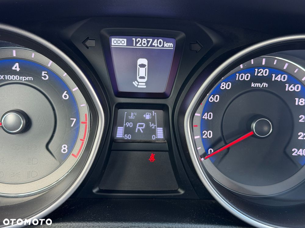 Hyundai i30 Kombi 1.6 GDi DCT Premium - 34