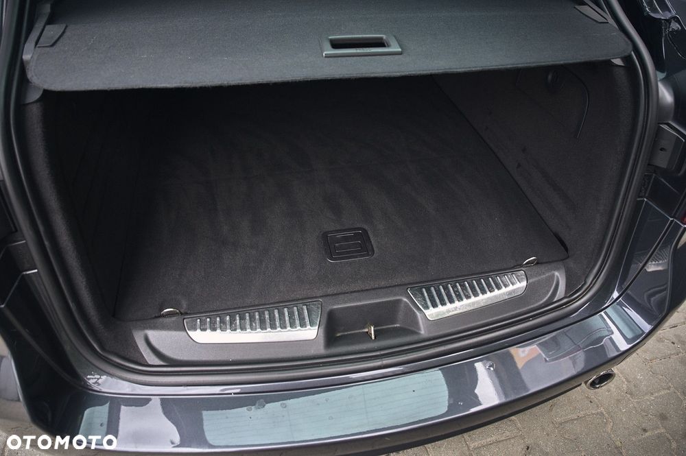 Renault Laguna 2.0 dCi Bose Edition - 25