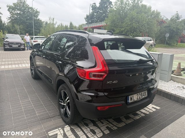 Volvo XC 40 B3 Plus Dark - 12