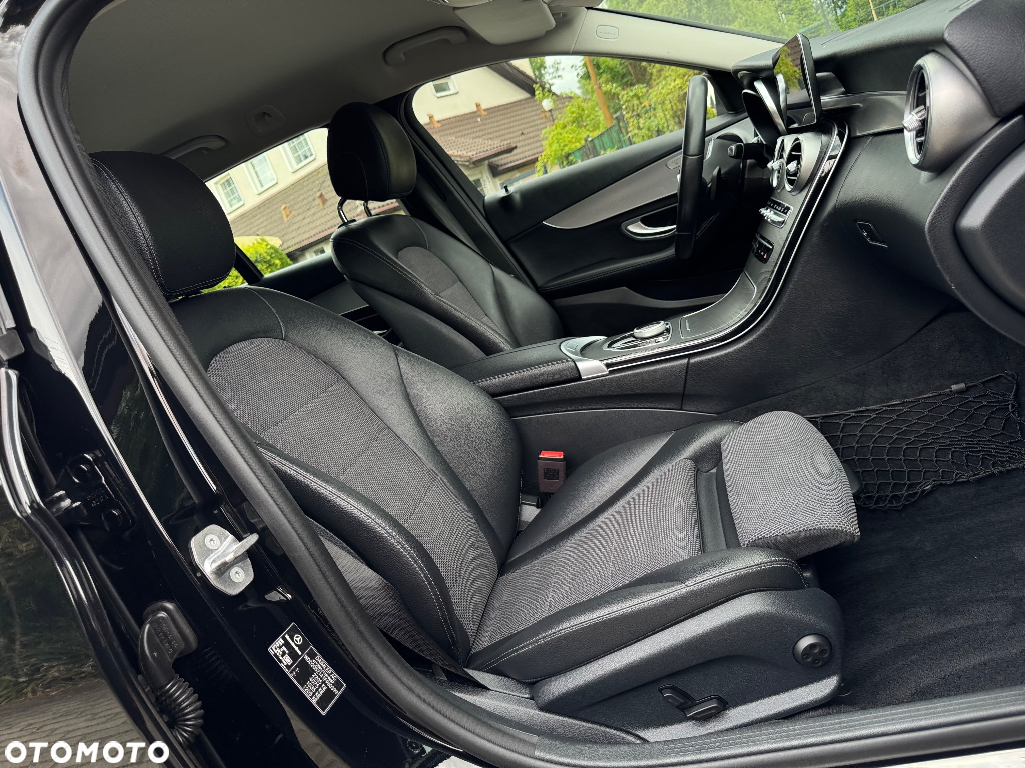 Mercedes-Benz Klasa C 220 d T 9G-TRONIC Avantgarde - 23