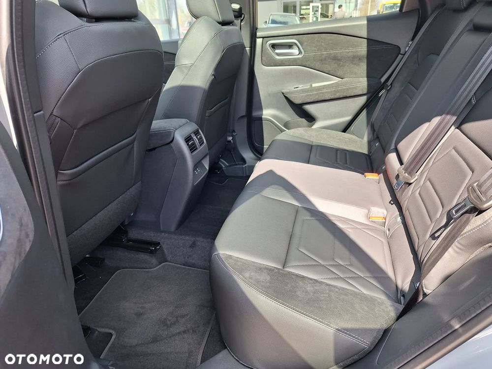 Nissan Qashqai 1.3 DIG-T MHEV N-Design Xtronic - 8