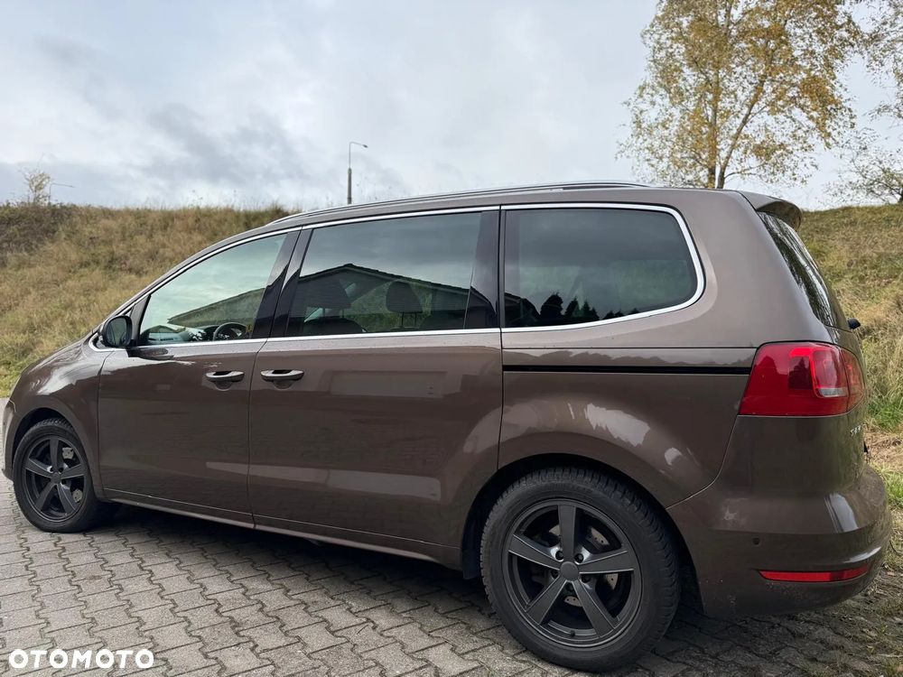 Volkswagen Sharan 2.0 TSI Highline DSG - 25