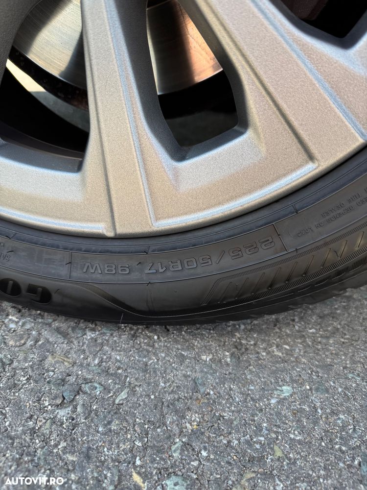 BMW Seria 3 320d Aut. - 19