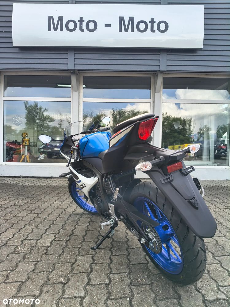 Suzuki GSX-R - 7