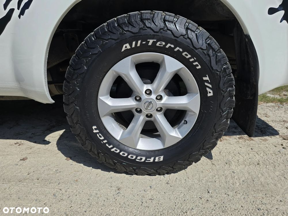 Nissan Navara 2.5 D Platinum - 34