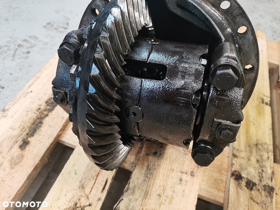 Case MX Magnum 2002r.{Mechanizm różnicowy} - 10