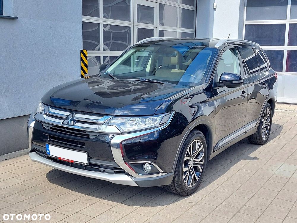 Mitsubishi Outlander - 1