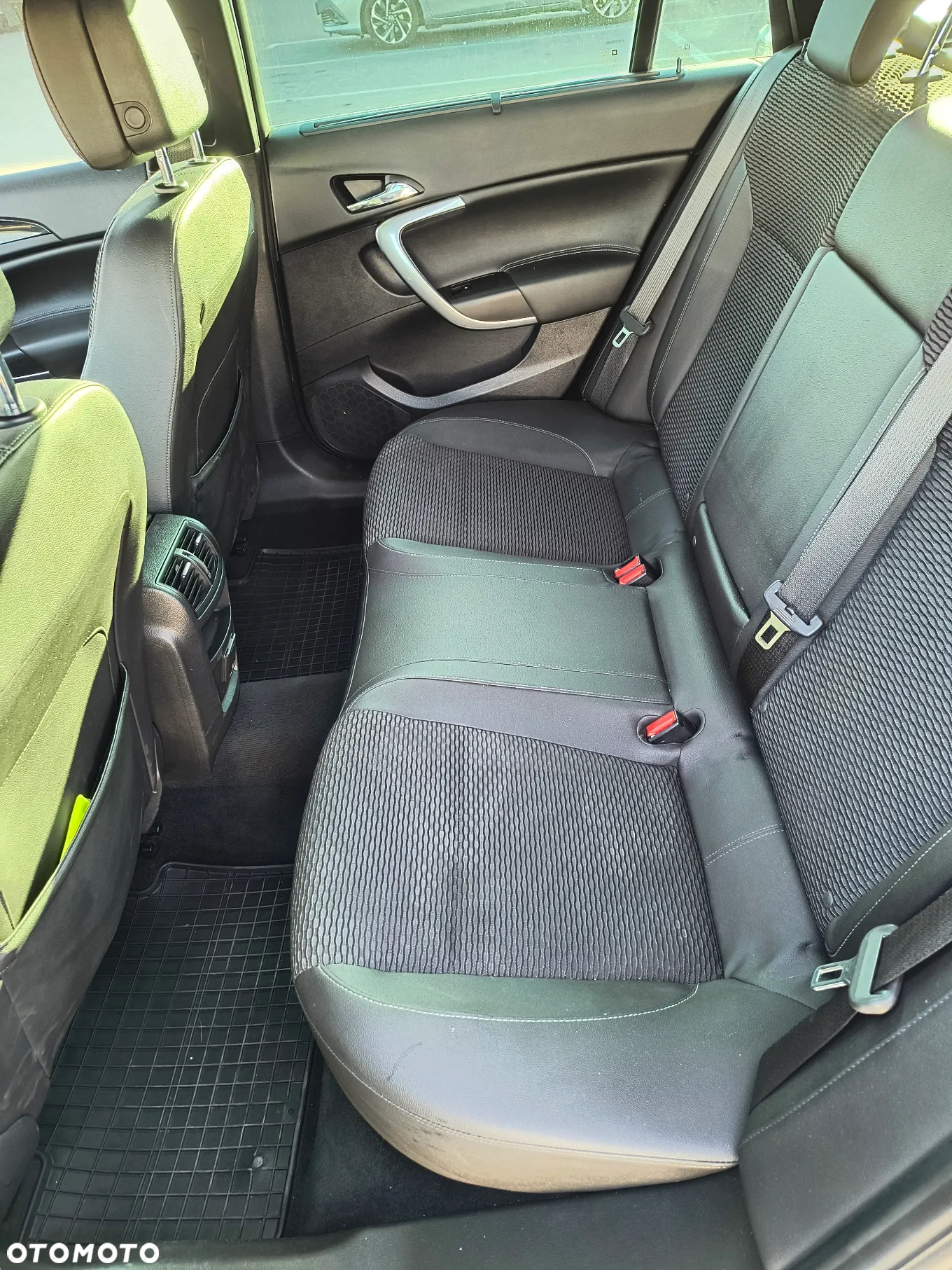 Opel Insignia - 13