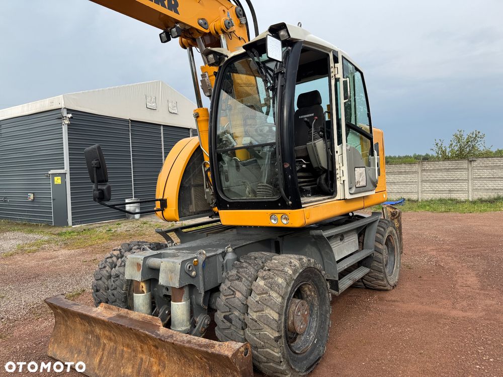 Liebherr - 14