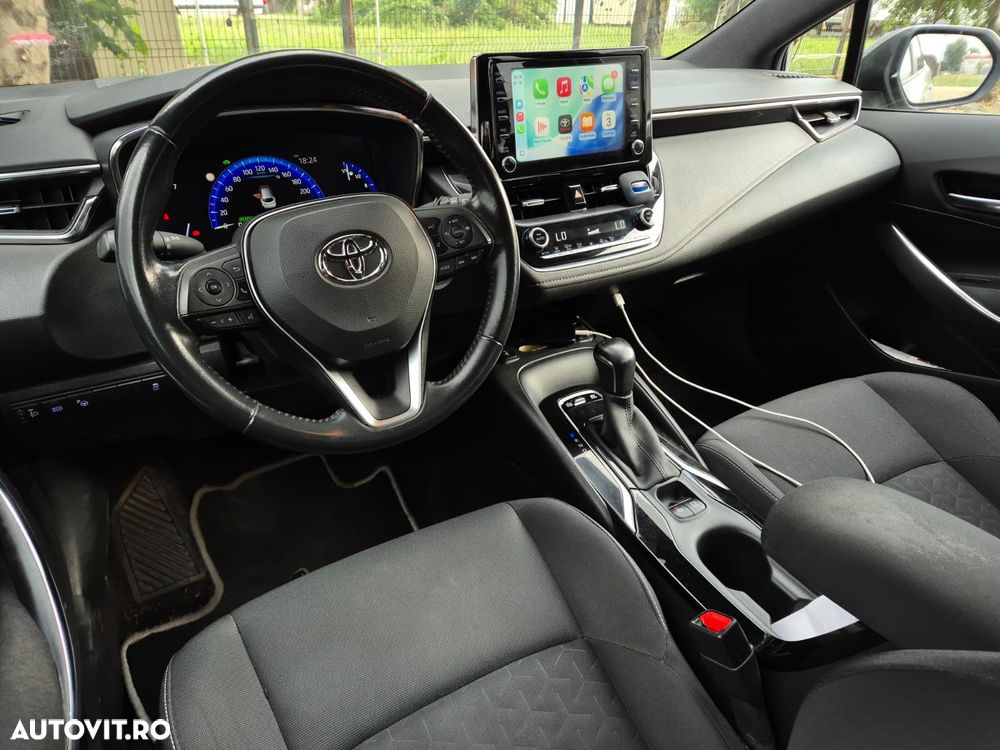 Toyota Corolla - 24