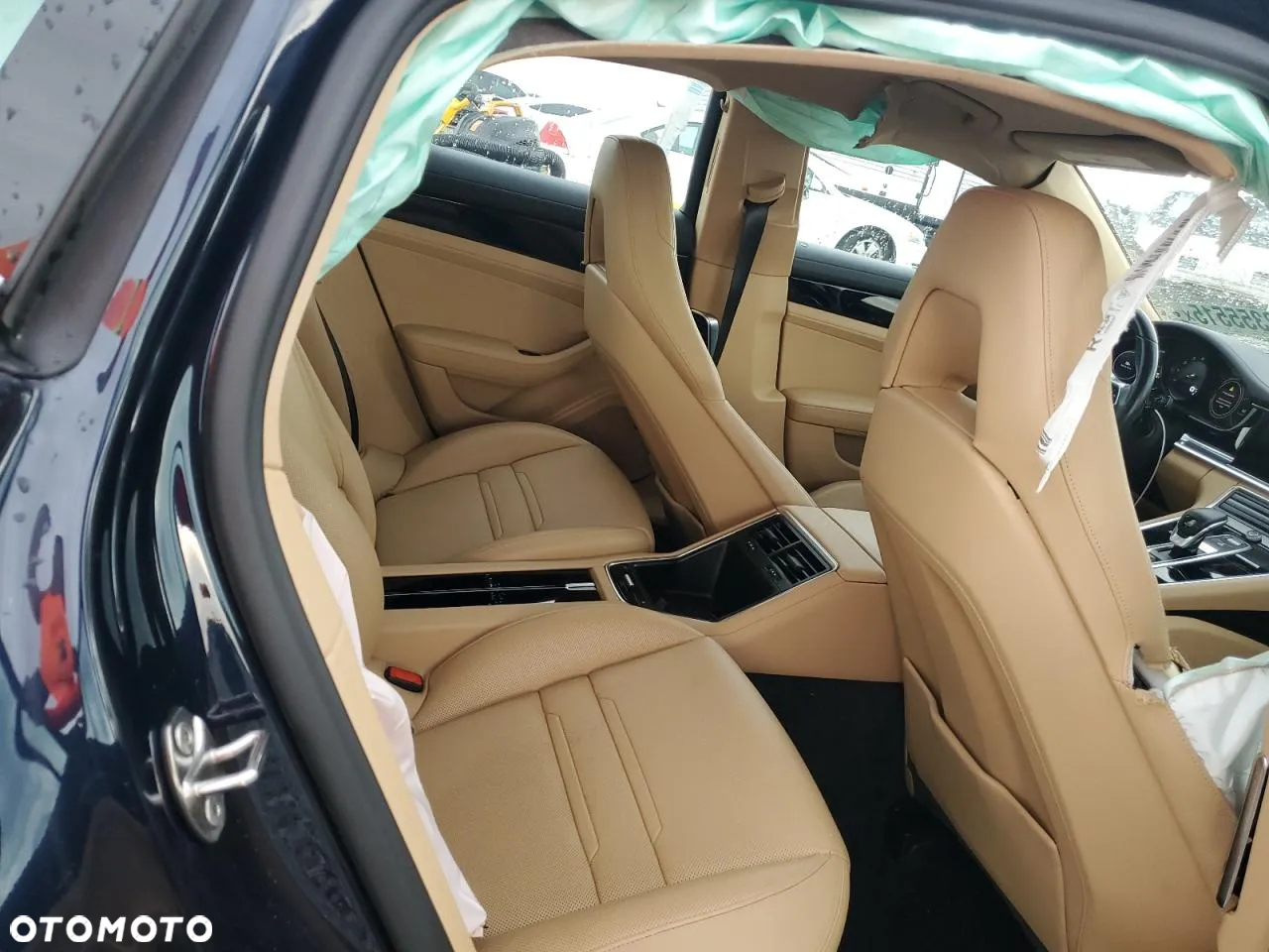 Porsche Panamera Standard - 10