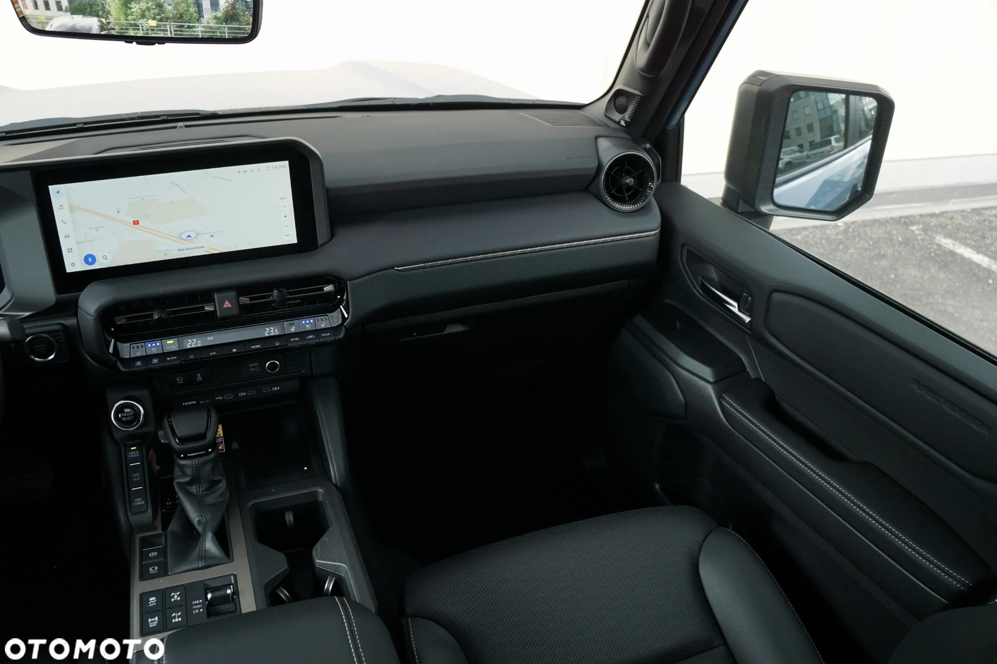 Toyota Land Cruiser - 17