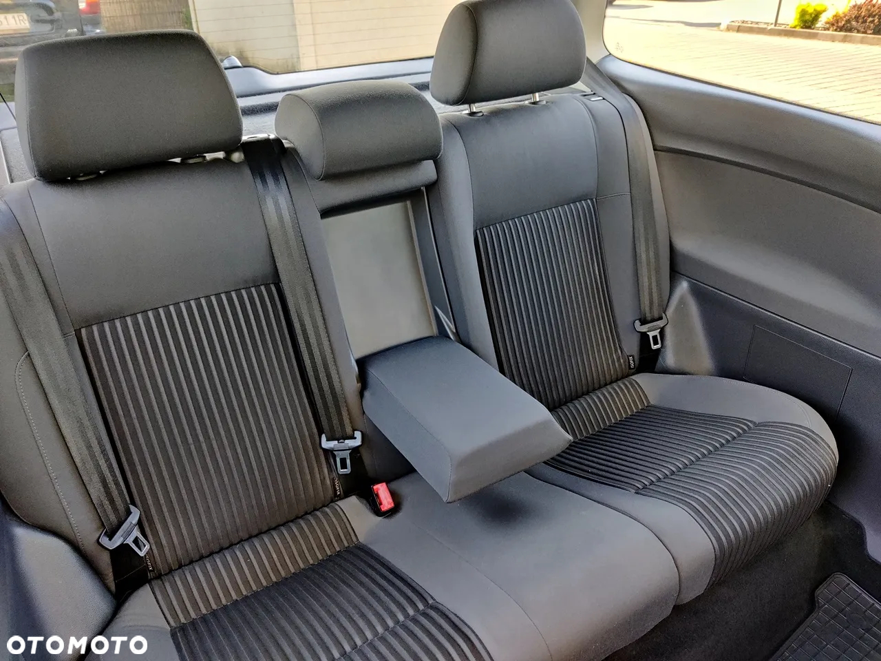 Volkswagen Polo 1.4 TDI Comfortline - 26