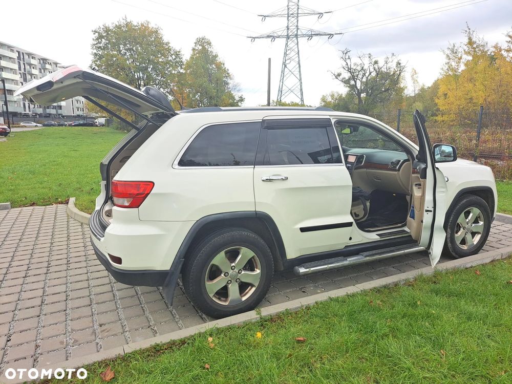 Jeep Grand Cherokee - 8
