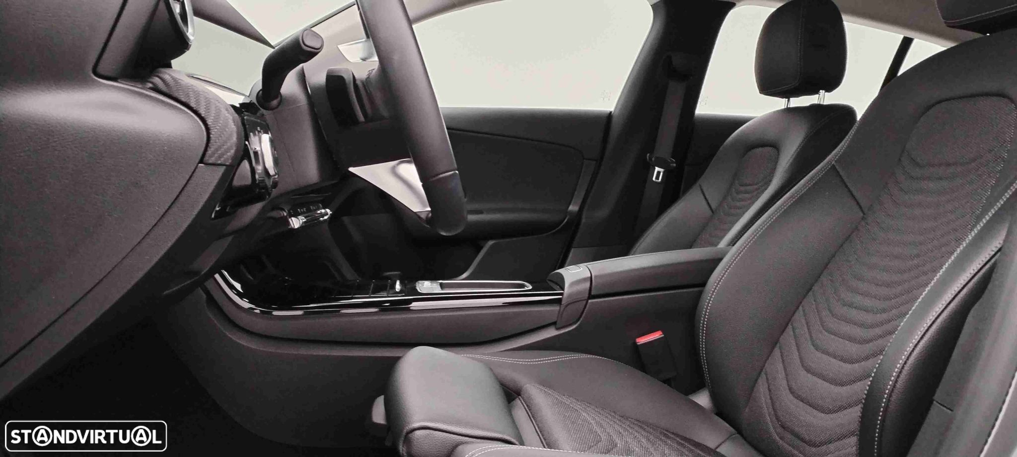 Mercedes-Benz CLA 180 d - 23