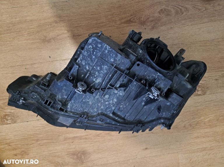 Far Dreapta BMW Seria 3 F30 F31 – Original BMW (ZKW) – Halogen – 63117259540 - 4