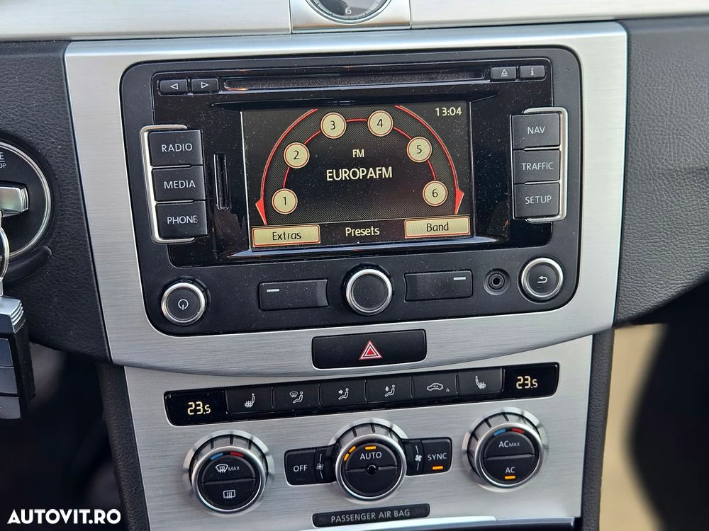 Volkswagen Passat CC 2.0 TDI BlueMotion Technology Exclusive - 6