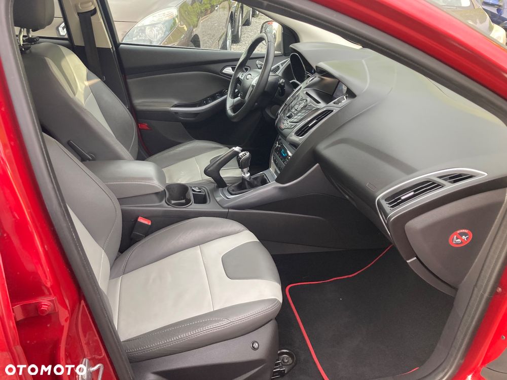 Ford Focus 1.6 TDCi ECOnetic 88g Start-Stopp-System Titanium - 10