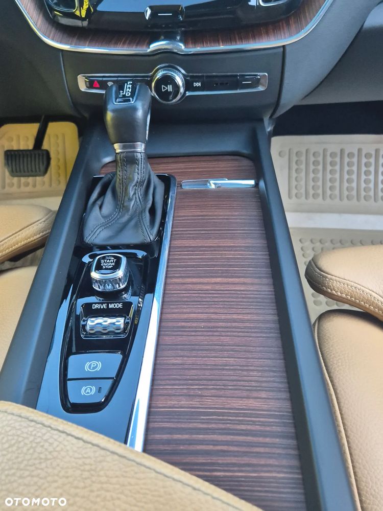 Volvo XC 60 T4 Inscription - 9