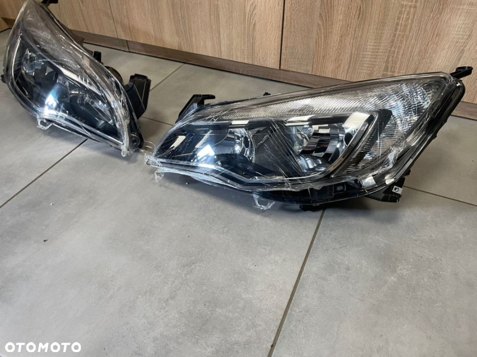 Opel Astra J reflektor przód depo nowy lift - 3