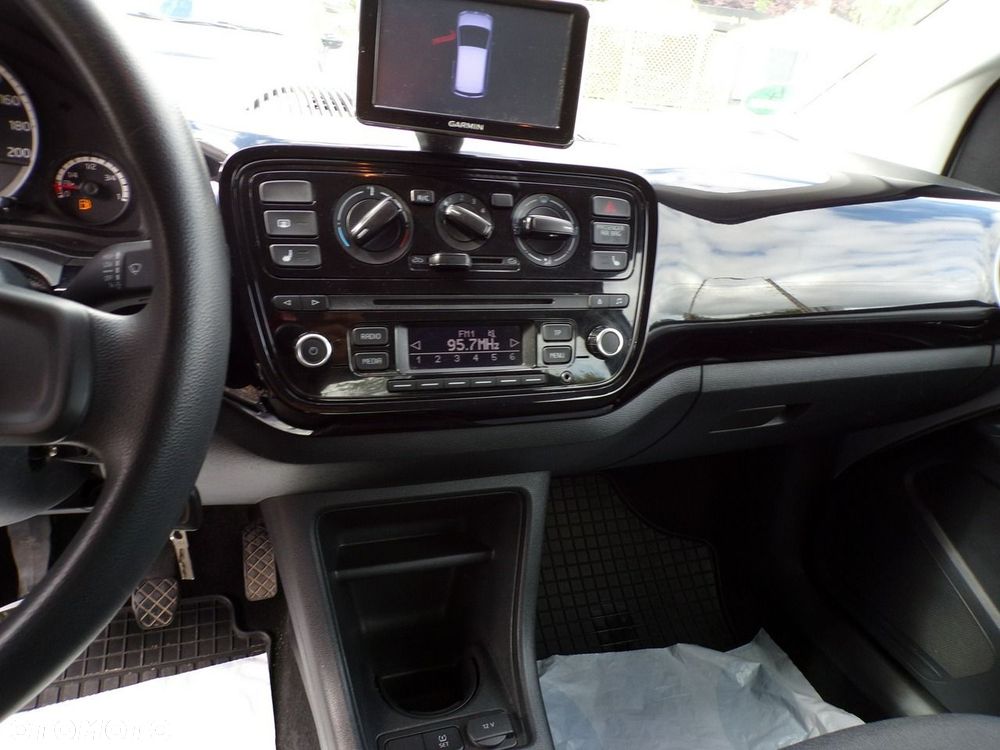 Volkswagen up! - 23