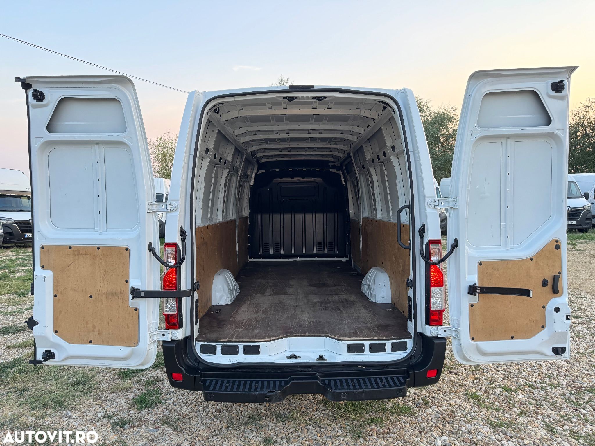 Renault Master XXL 2020-10 2.3 Diesel 163cp Euro6 - 7
