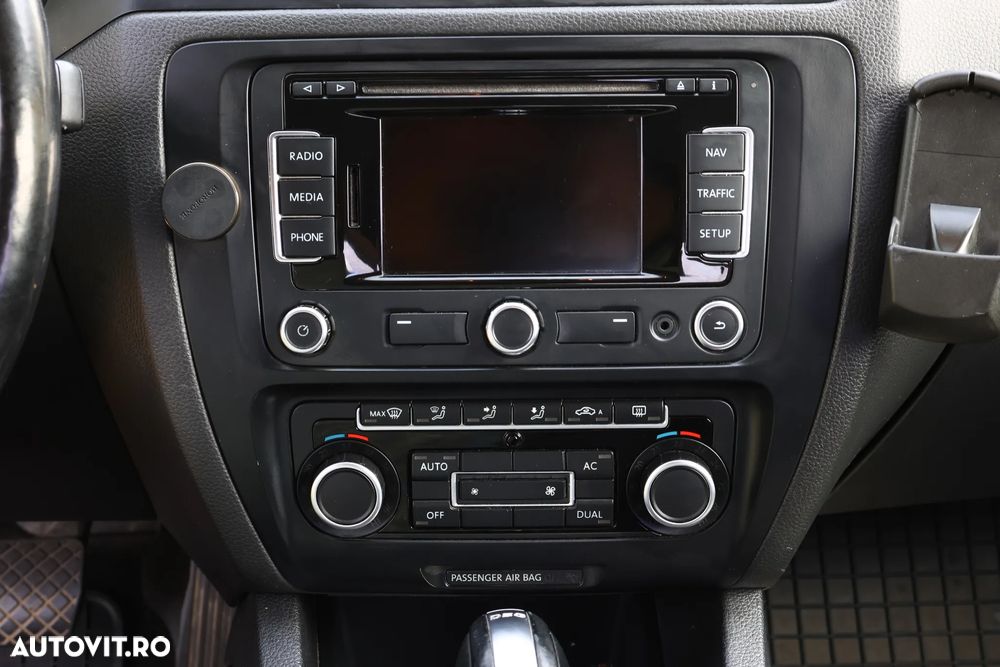 Volkswagen Jetta 2.0 TDI DPF Comfortline DSG - 15