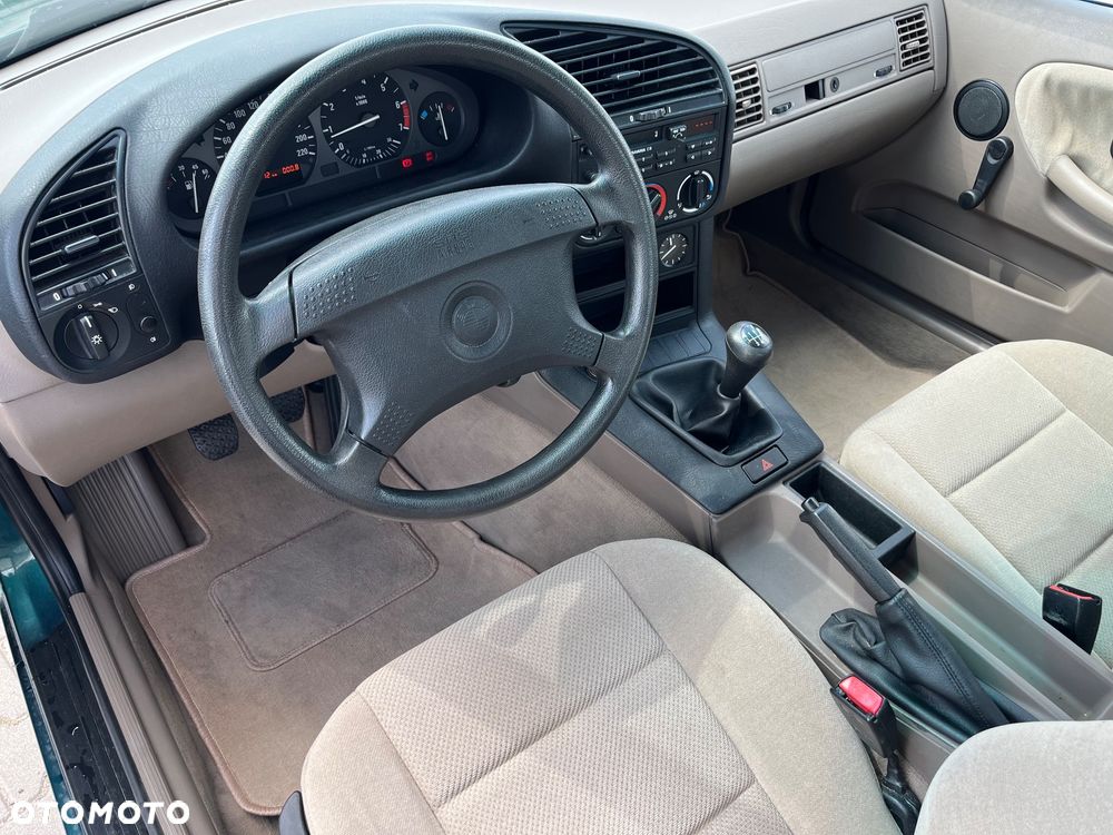 BMW Seria 3 - 11