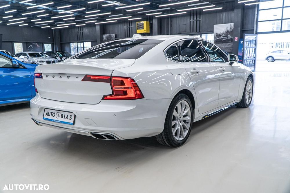 Volvo S90 D4 Geartronic Momentum Pro - 8