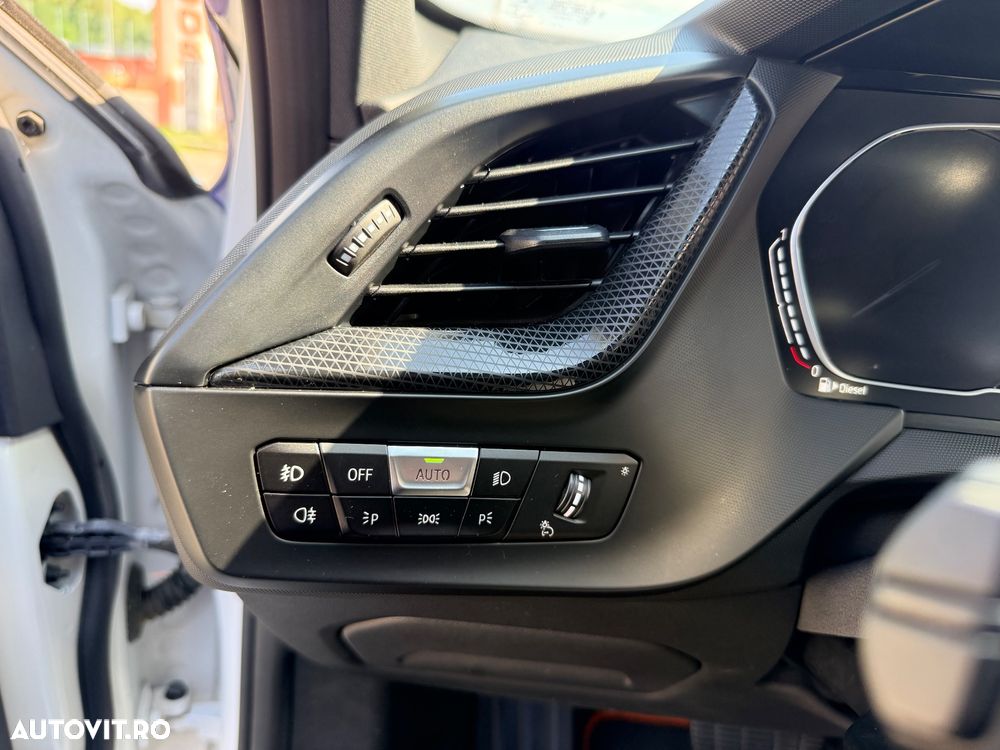 BMW Seria 1 - 21