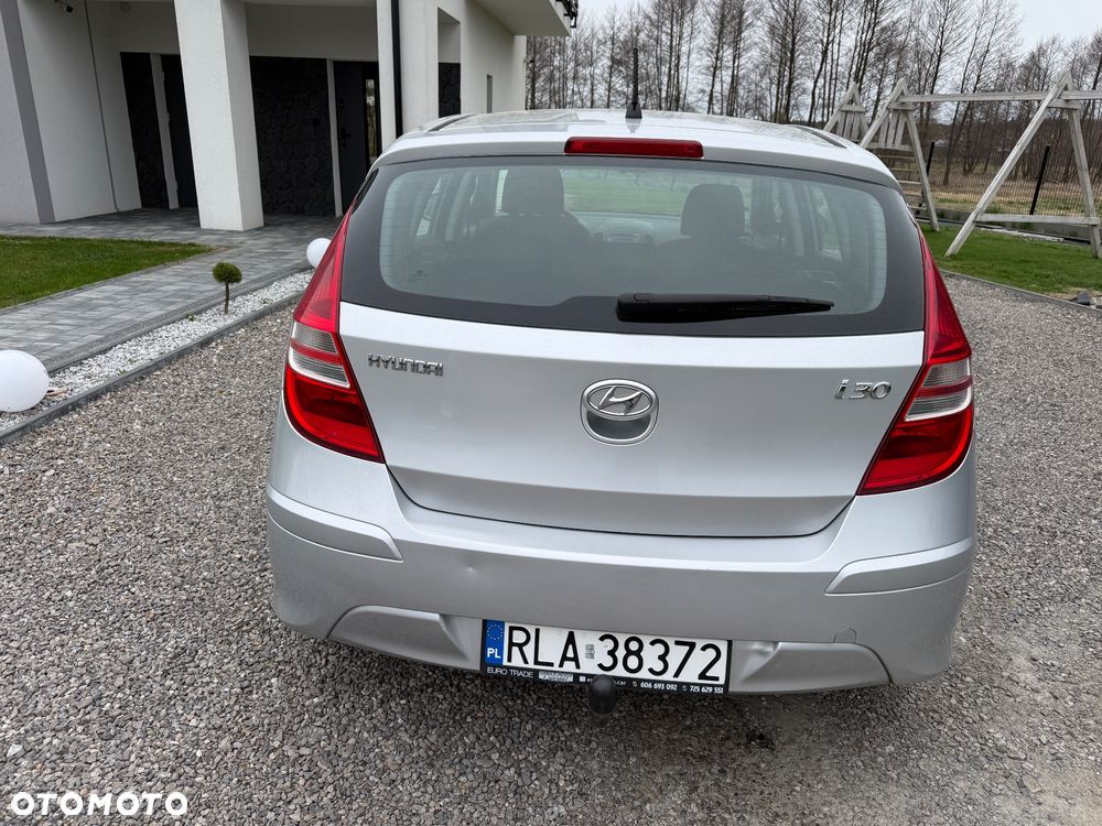 Hyundai i30 1.4 Classic - 11